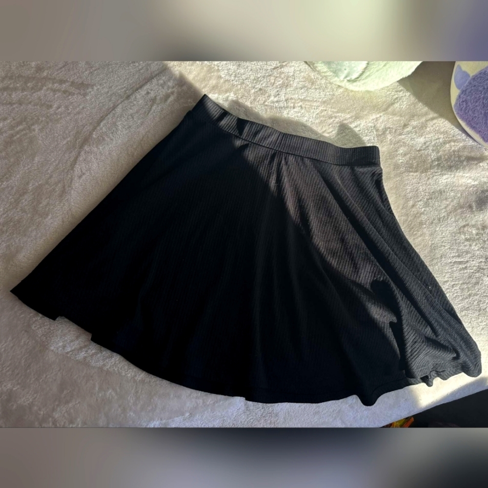 Black Ribbed Skater Skirt